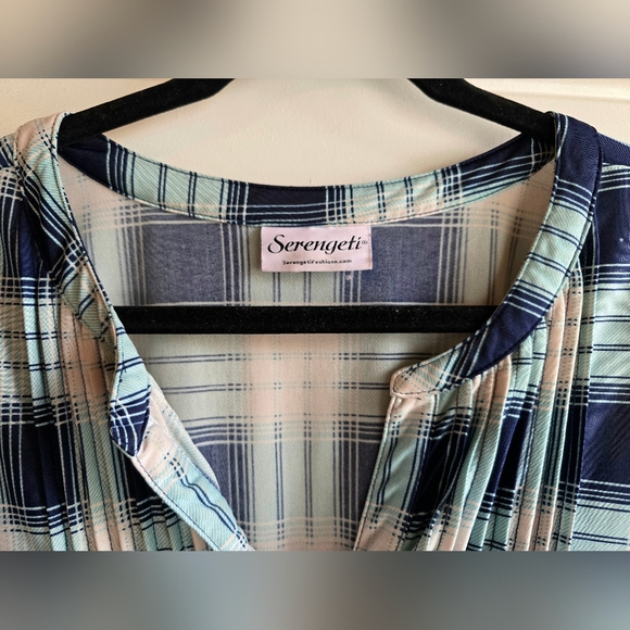 Serengeti Blue and White Checkered Flowy Dressy Tunic Top, EUC - Picture 3 of 4